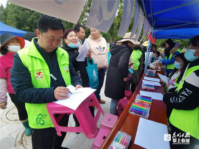 綠色新風尚 昆明市環境保護志愿服務活動進社區，環保咨詢暖人心